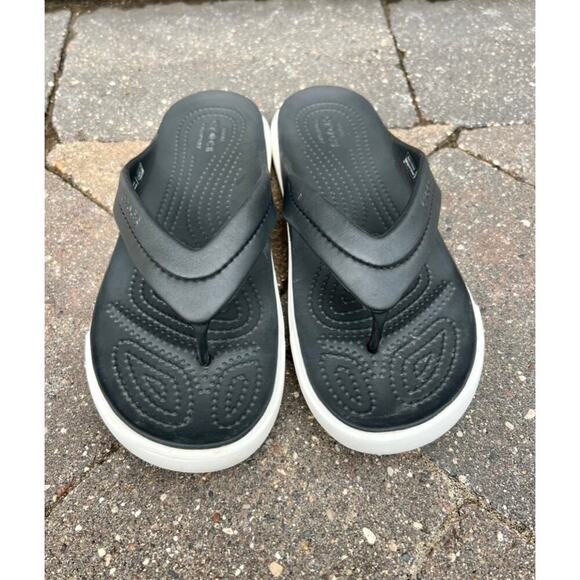 Crocs dual comfort unisex black white summer sandals flip flops mens 5, ladies 7 - Picture 2 of 5